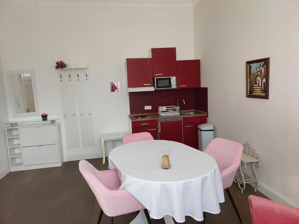 Villa Rosali Boutique Hotel Hamburg-Harburg Buitenkant foto